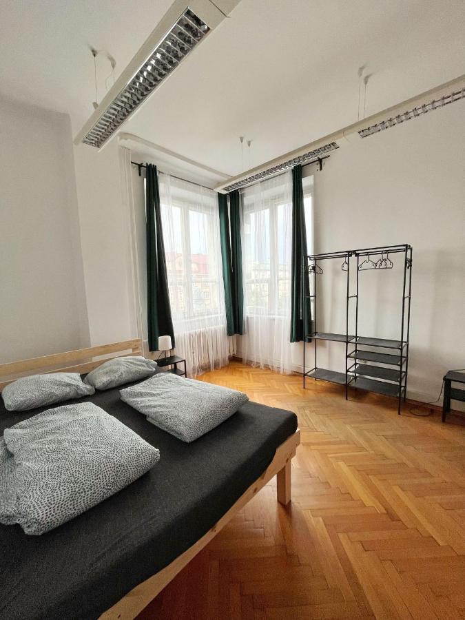 Nice View Rooms In Old Town Cracóvia Exterior foto